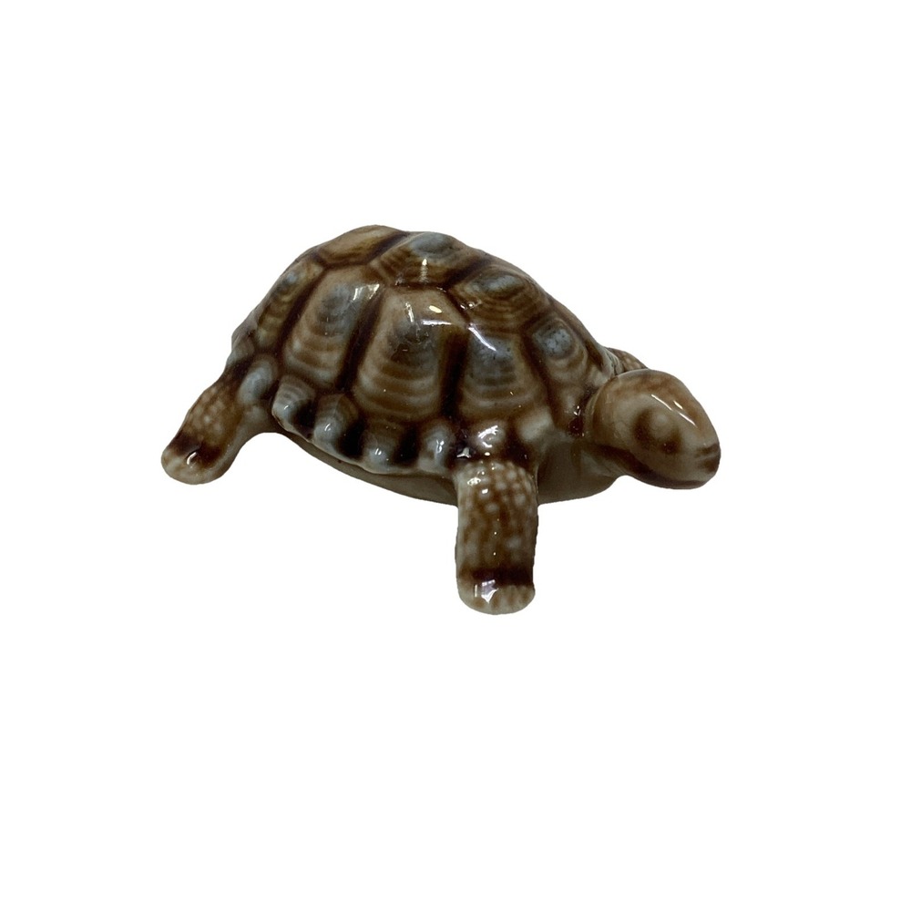 Wade Figurine Tortoise Turtle Reptile Made in England Vintage Porcelain 3"